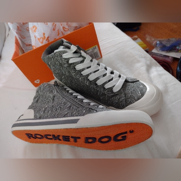 Rocket Dog -  Size 7.5 - Picture 2 of 4